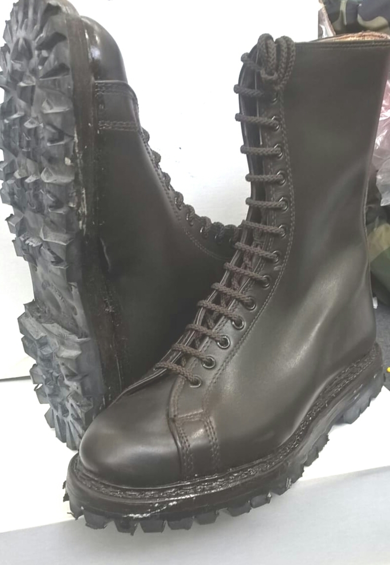 anfibi scarpe militari