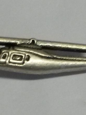 Spilla pin elicottero