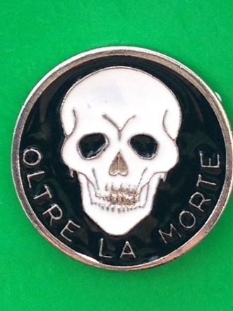 Spilla Oltre la morte