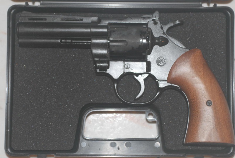 Revolver a salve 4 pollici
