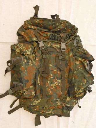 Zaino mimetico 100 litri flecktarn