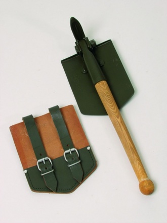 Badile militare tedesco manico legno usato