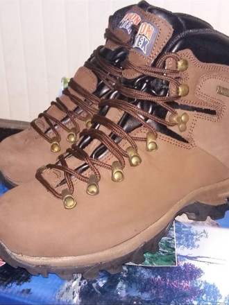 Scarpa trekking Patton S19 fine serie difettata