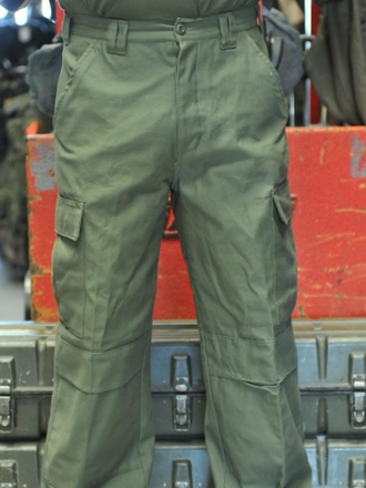 Pantaloni militari, bermuda esercito