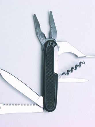 Coltello multiuso tedesco