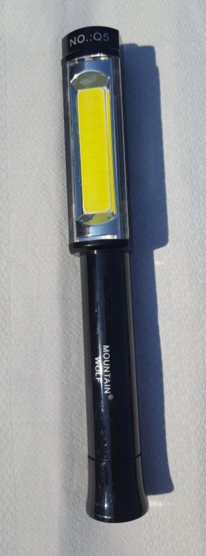 Torcia multiuso ad alta luminosità