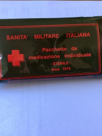 Pacchetto da medicazione individuale mod. 1979