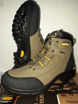SCARPONI DA TREKKING IN PELLE GREEN