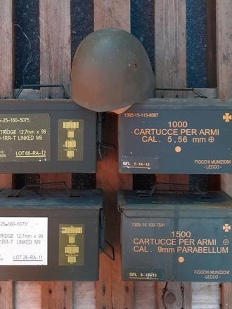 OFFERTA 4 CASSETTE PORTA MUNIZIONI 2NDA + ELMO OMAGGIO
