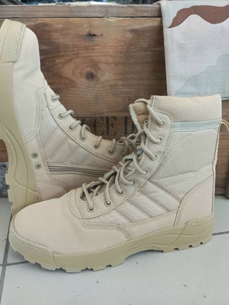 OFFERTA ANFIBI DESERT CON ZIP + CINTURA +BANDANA