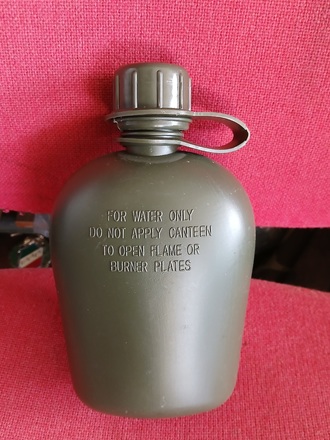 BORRACCIA MODELLO U.S.ARMY IN PLASTICA VERDE