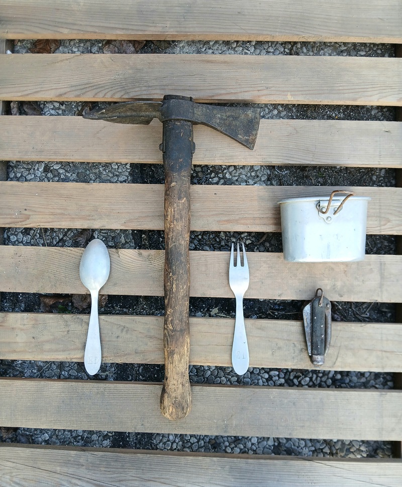 PICCOZZINO+LAMA TATTICA+GAVETTINO+2 POSATE