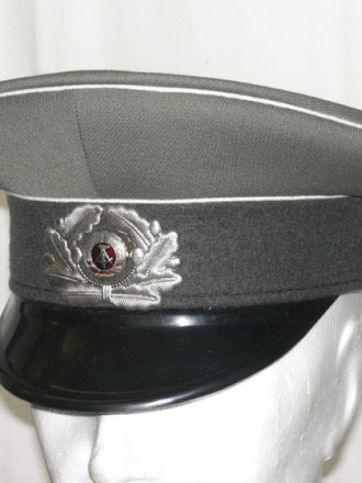 Cappello da ufficiale DDR